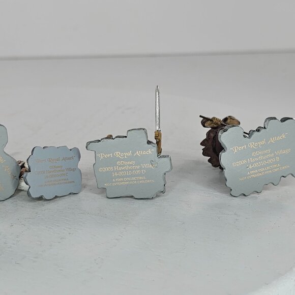 Disney Hawthorne Village Port Royal Attack Pirates of The Caribbean Figurines - Picture 7 of 7